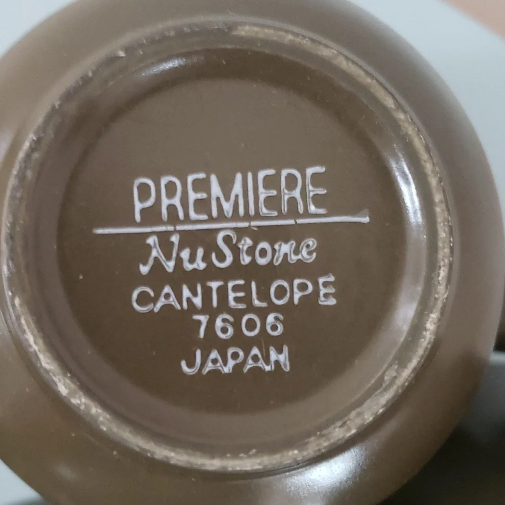 Premiere Nu Stone CANTELOPE 7606 Japan 70s Cups & Saucers Brown & Orange, VTG